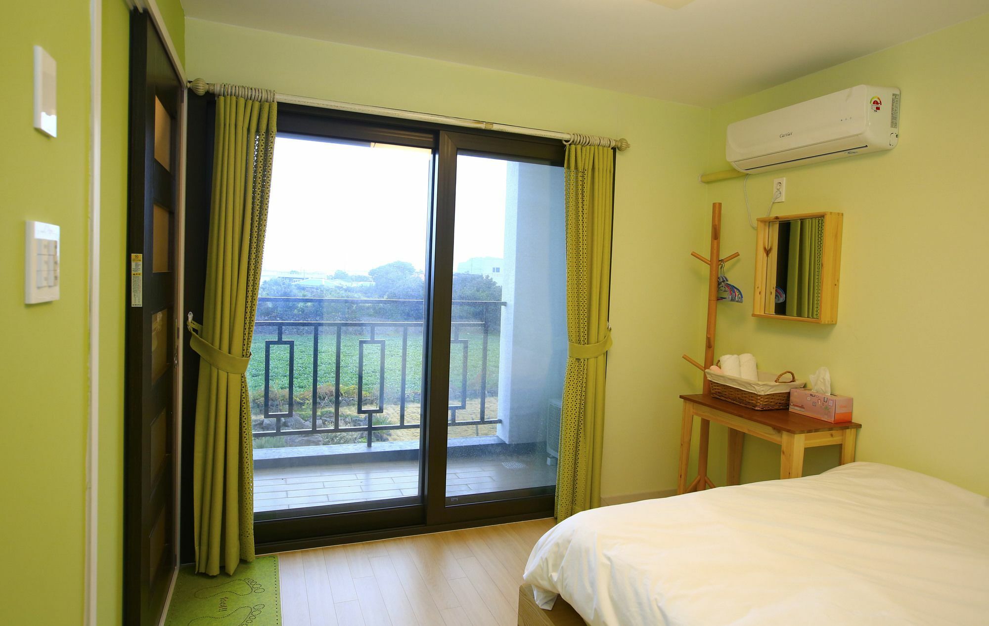 Dongdong Guesthouse Jeju Ngoại thất bức ảnh