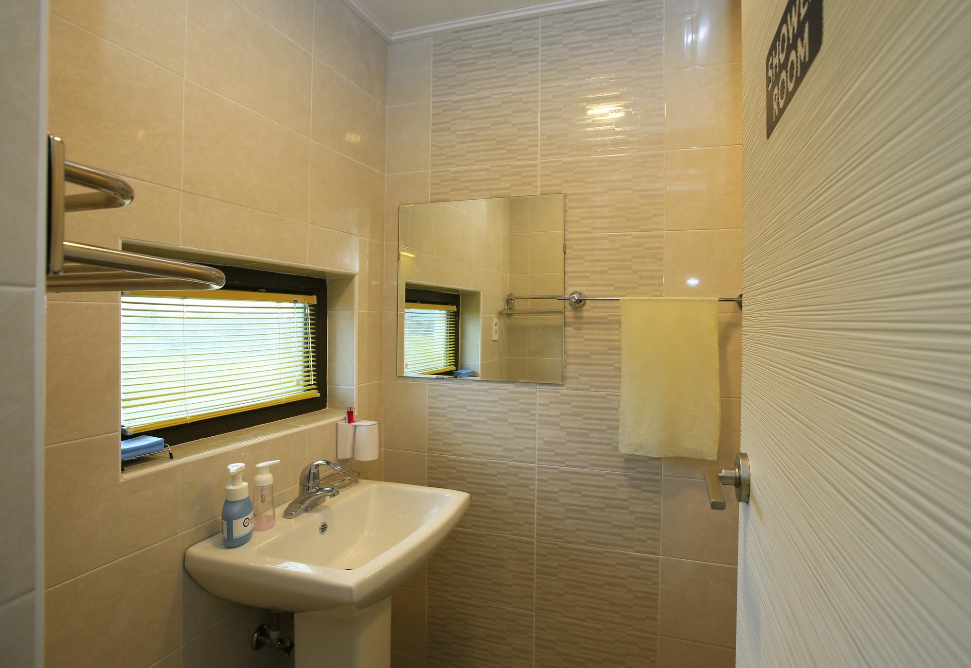 Dongdong Guesthouse Jeju Ngoại thất bức ảnh